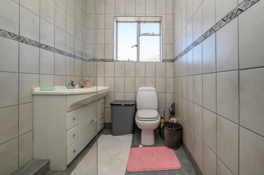  Bedroom Property for Sale in Kabega Park Eastern Cape